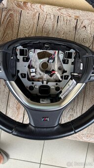 BMW volant F10 - 3