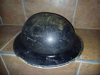 Prodam britskou helmu brodie WWII z roku 1939 - 3