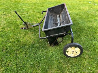 Vertikutátor a provzdušnění trávníku - 3