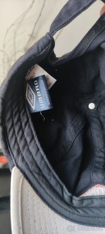 Kšiltovka Umbro - 3