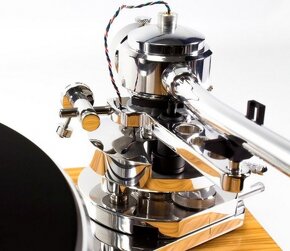 Gramofon Pro-Ject Signature 10 Mahagon s přenoskou Gold Note - 3
