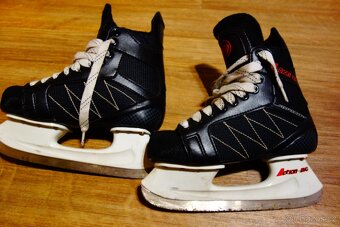 Brusle Action EVO vel. 33 - 3