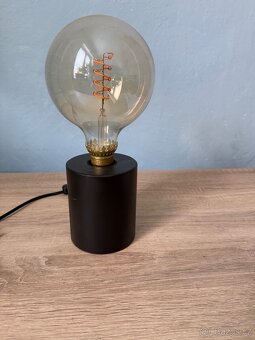 Psací stůl, noční stolek, lampička - 3