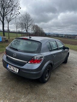 Opel Astra H - 3
