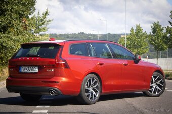 Volvo V60 2,0D 147kw A/T AWD - DPH - 3