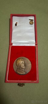 Janského plaketa s krabičkou - 3