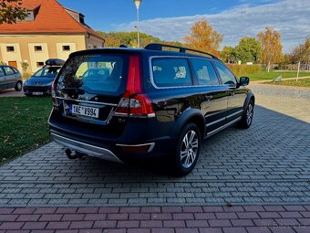 VOLVO XC70 D4 120KW 5 valcu facelift manual - 3