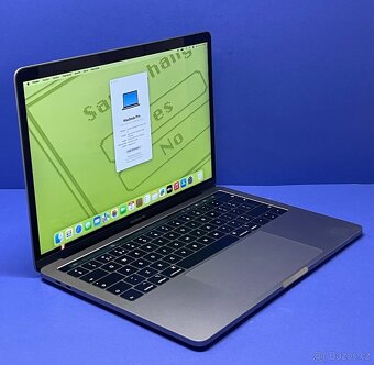 MacBook Pro 2019/16GB RAM/i7/512GB SSD/Záruka - 3