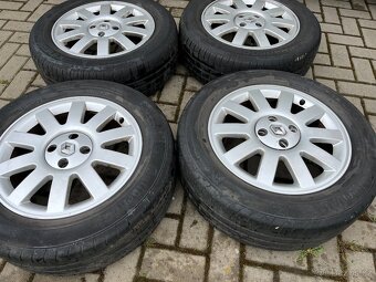 4x alu disky 4x100 R16, letní pneu - 3