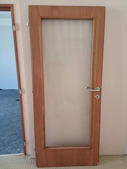 Interiérové mezipokojové dveře 80 a 60 levé i pravé - 3