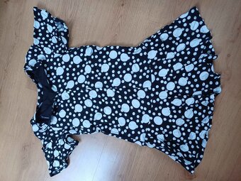 Dívčí šaty Reserved vel 146 - 3