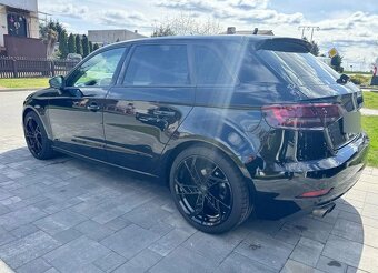 Audi A3 2.0 TFSI Sportback Stronic Design - 3