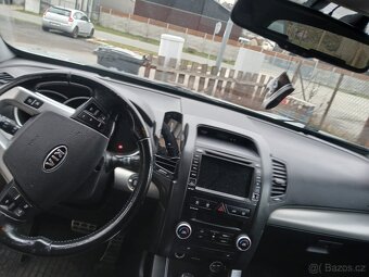 Kia Sorento - 3