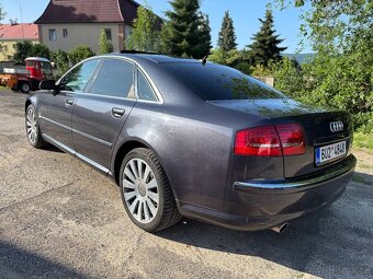 A8 4.2 V8 mpi 246kw servisovano - 3