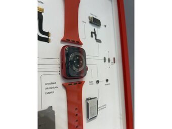 Zarámované Apple Watch Series 6 40mm - (A4)(Red) - 3