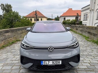 VW ID.5 150 KW 82KWh 6.7.2022 , tažné zařízení , DPH, - 3