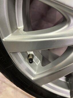 Alu Platin 205/55/16 6,5Jx16H2 ET 46 - 3