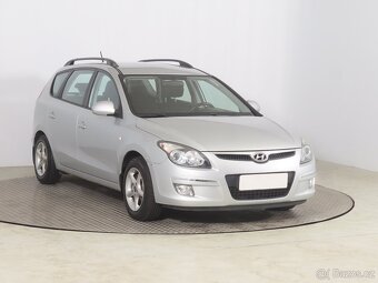 Hyundai i30 1.6 CRDi Combi, 2010, 66 kW, 172 378 km - 3