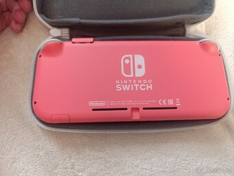 Nintendo Switch Lite - 3