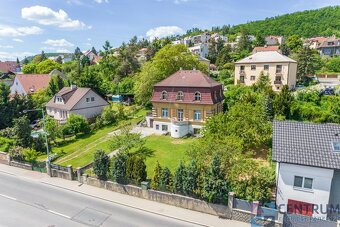 Prodej vily 272 m2 s pozemkem 1282 m2, Praha-Radotín - 3