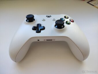 Ovladač Xbox one - 3