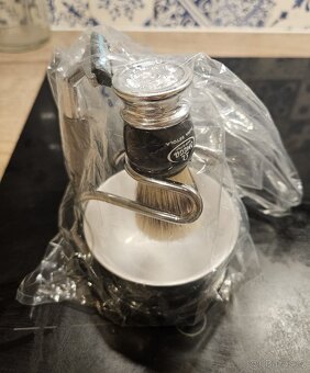 Italská sada na holení Omega ze štětkou z prasečích štětin - 3