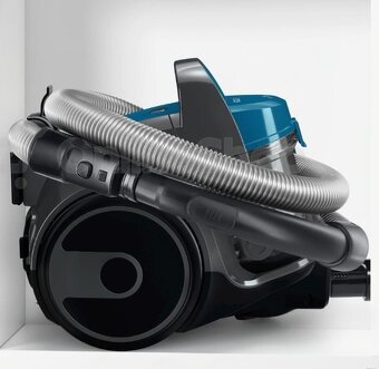 Vysavač Bosch malý ale výkonný - 3
