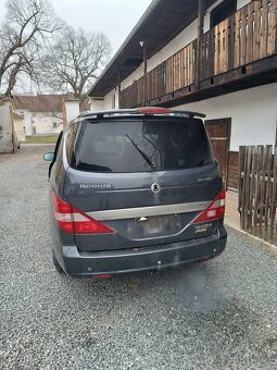 SSANGYONG RODIUS 270 SV - 3