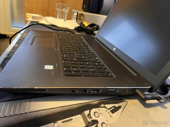 HP ZBook 17 G3 - 3