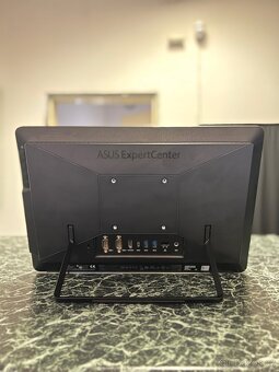 ASUS ExpertCenter E1 dotykový - 3