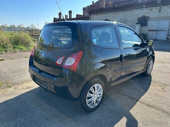 Renault Twingo 1,2i 55kw výbava Excllusive 94000km - 3