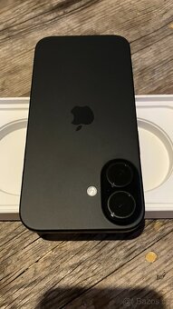 iPhone 16 128Gb černý - 3
