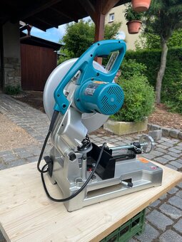 Zkracovací pila Makita LC1230 - 3