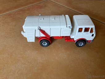 Model auta Mercedes Benz - 3