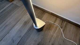 Stojící lampa Philips Hue Signe - 3