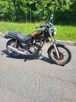 ČZ-Cagiva 125 Roadster. - 3