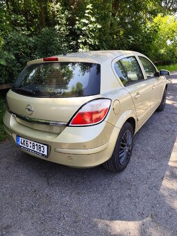 Opel Astra H 1.6i 16V - 3