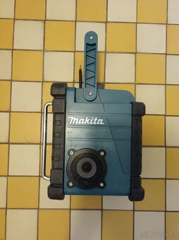 Rádio Makita. - 3