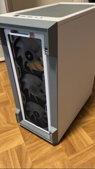 Corsair iCUE 220T RGB Airflow Tempered Glass - 3