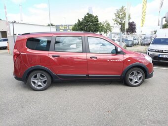 Dacia Lodgy Stepway 1,5 dCi 85kW 5 MÍST najeto 14.237 km - 3
