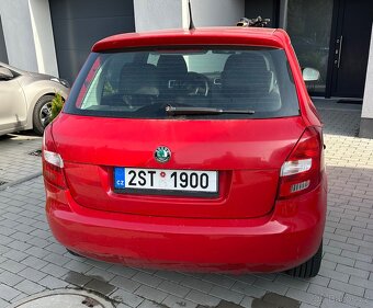 Škoda Fabia II 1.4 16V (63 kW), r.v. 2009, klima, el. okna - 3