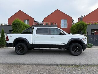 DODGE RAM 1500 HEMI OFFROAD PAKET - 3