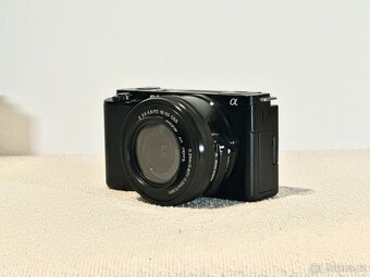 Prodám Sony ZV-E10. - 3