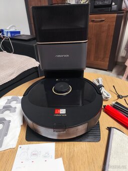 Robotický vysavač Roborock Q8 Max+ - 3