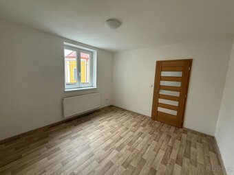 Pronájem bytu 1+kk, 40 m² – Počátky, Horní 38 - 3