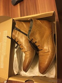 Kožené kotníčkové boty zn. Baťa - 3