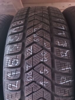 215/55/18 Pirelli - 3