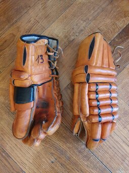 Retro hokejové rukavice - 3