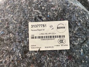 Volvo V90 výplň kufru - 3