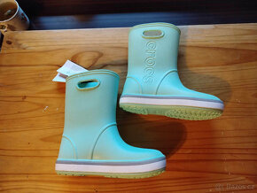 Holínky + nazouváky Crocs vel. 33-37 - 3